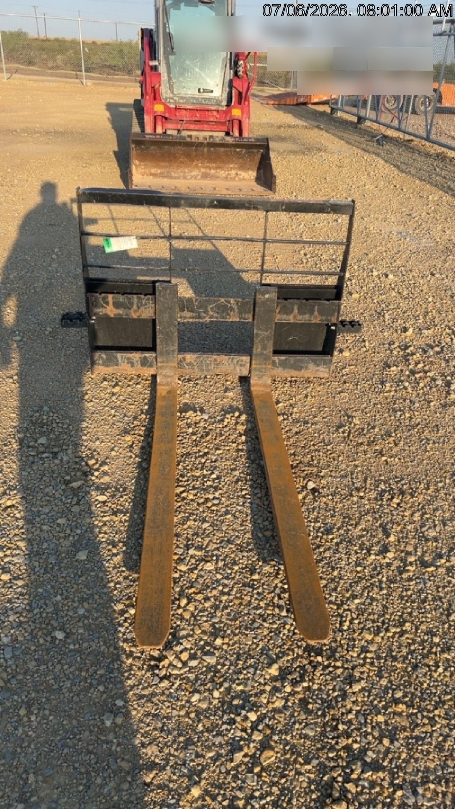 2025 ARROW MATERIAL HANDLING 60" Pallet Forks - Arrow