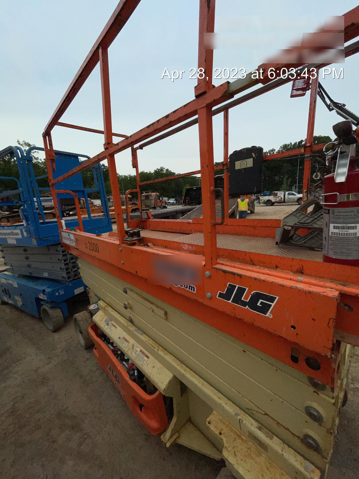 2016 JLG 3246ES