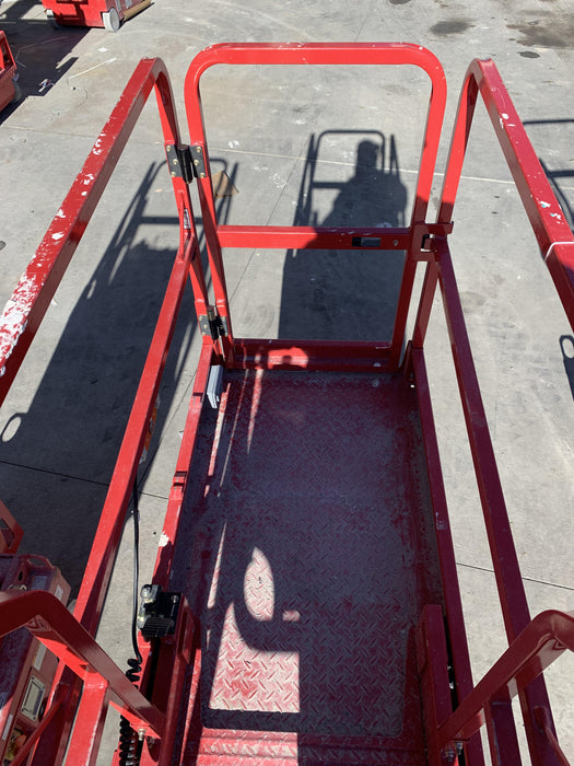 2020 MEC 1330SE Solid NM Tires, Steel Swing out Doors, LCS, Beacon, 900W Invertor