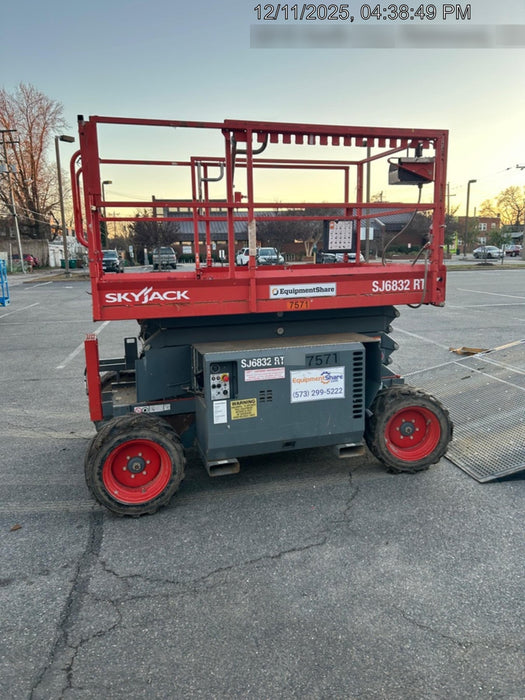 2018 SKYJACK SJ6832 RT