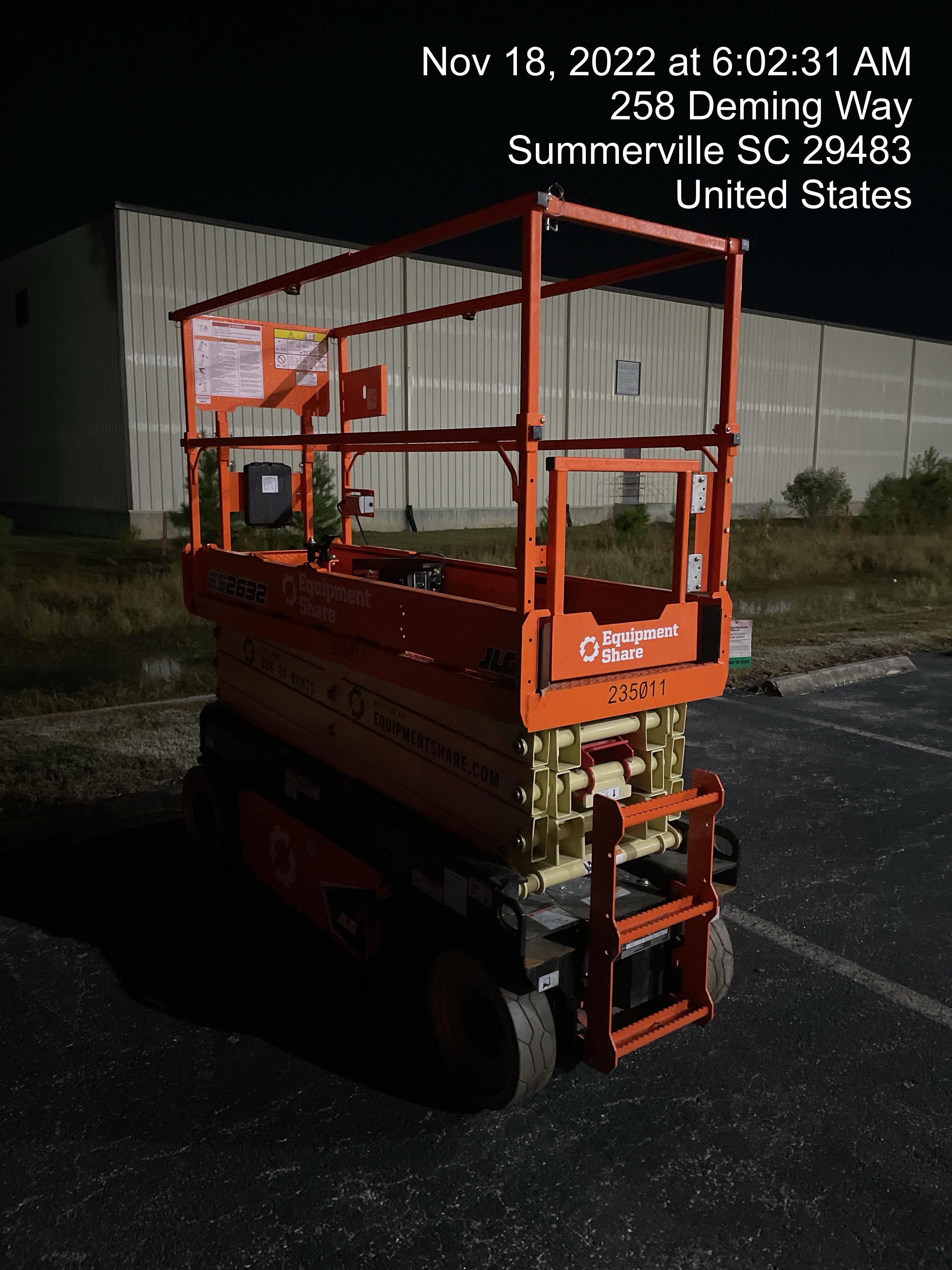 2022 JLG ES2632