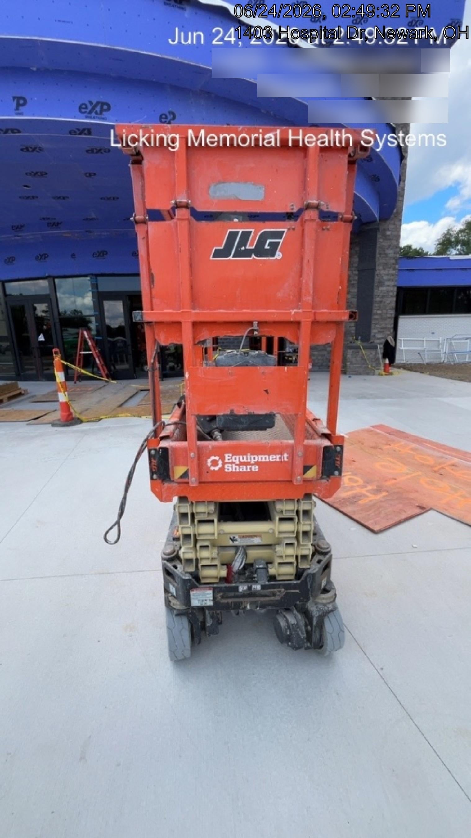 2022 JLG ES1932