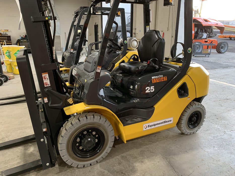 2020 KOMATSU FG25T-16