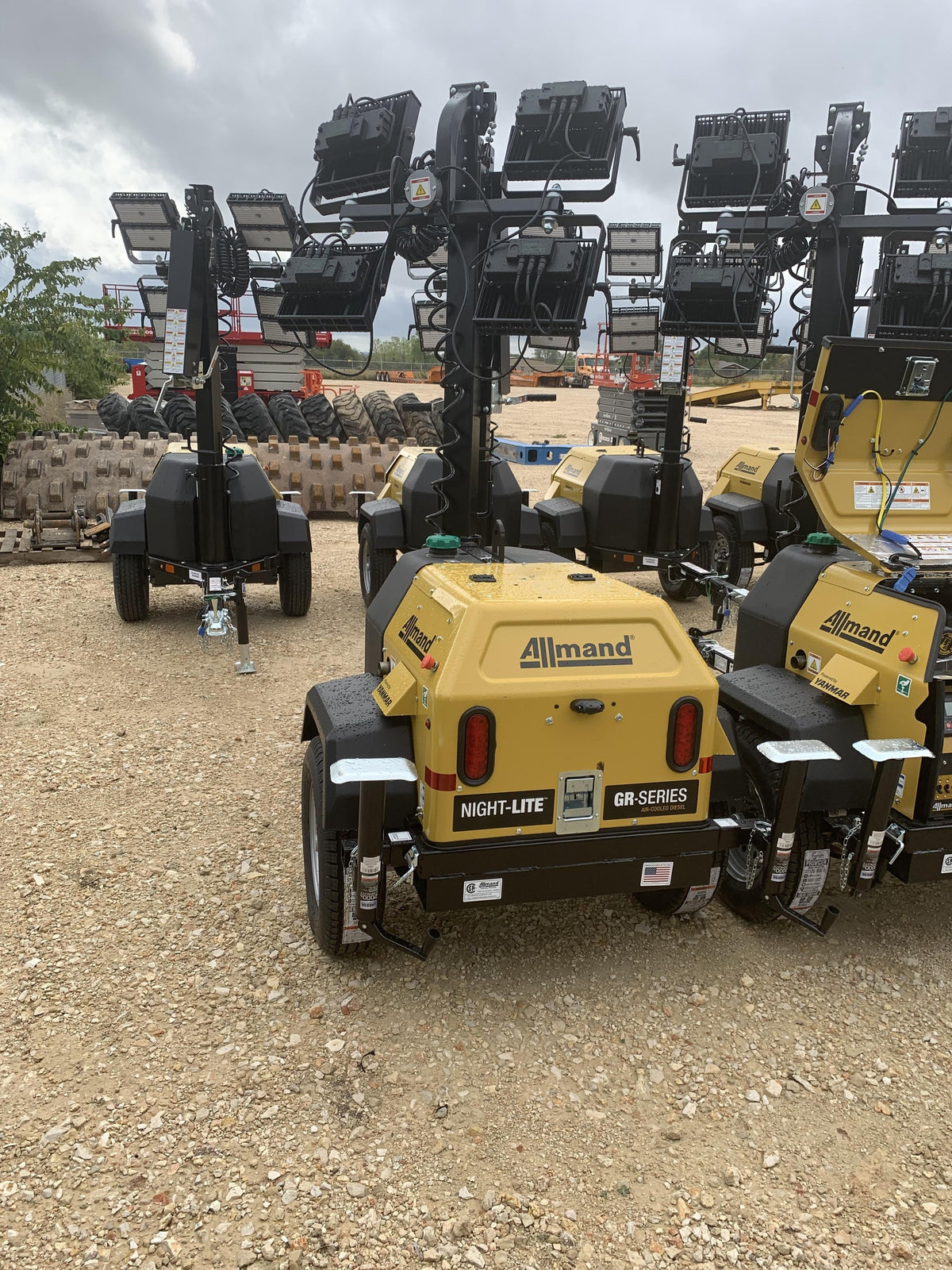 2022 Allmand NLV3GR (4) LED Light Fixture 350W, 23' Vertical Mast, 3kW Prime, Towable, ES Decals, T3