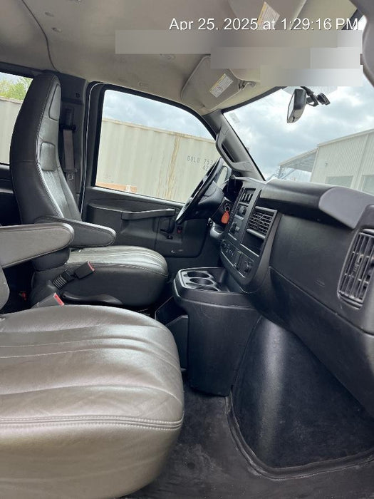 2023 CHEVROLET Express Van - Rental