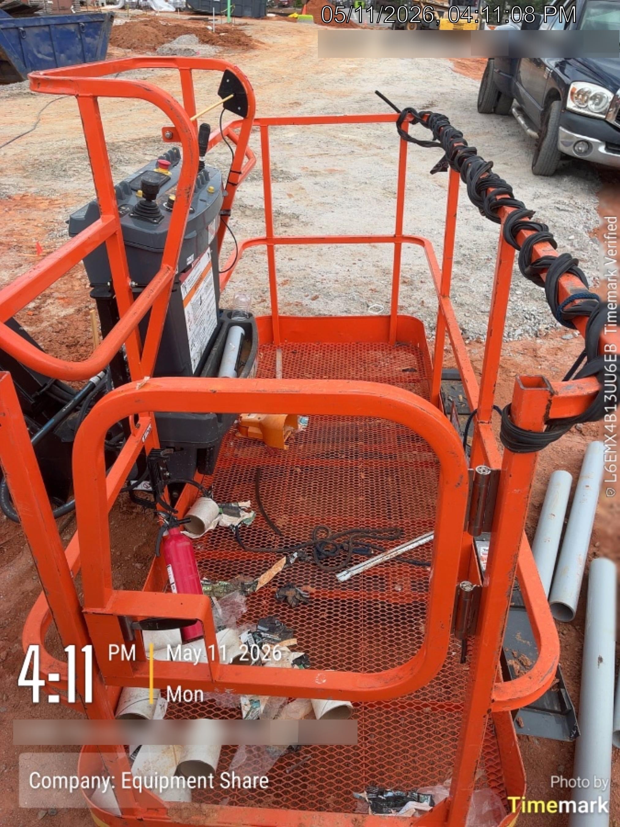 2025 JLG 660SJ
