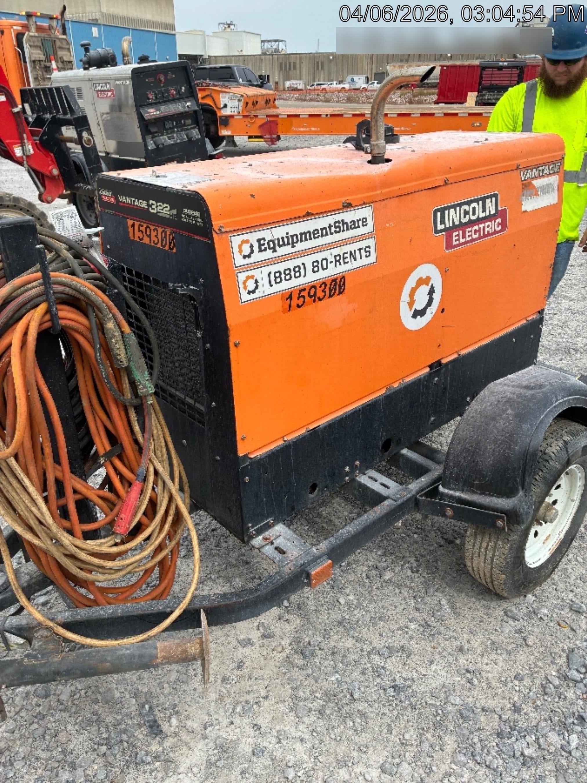 2021 Lincoln Electric Vantage 322 Vantage 322 Ready Pak 3 w/ Decals, ORANGE (includes trailer, cable rack, fender light kit) NO Telematics