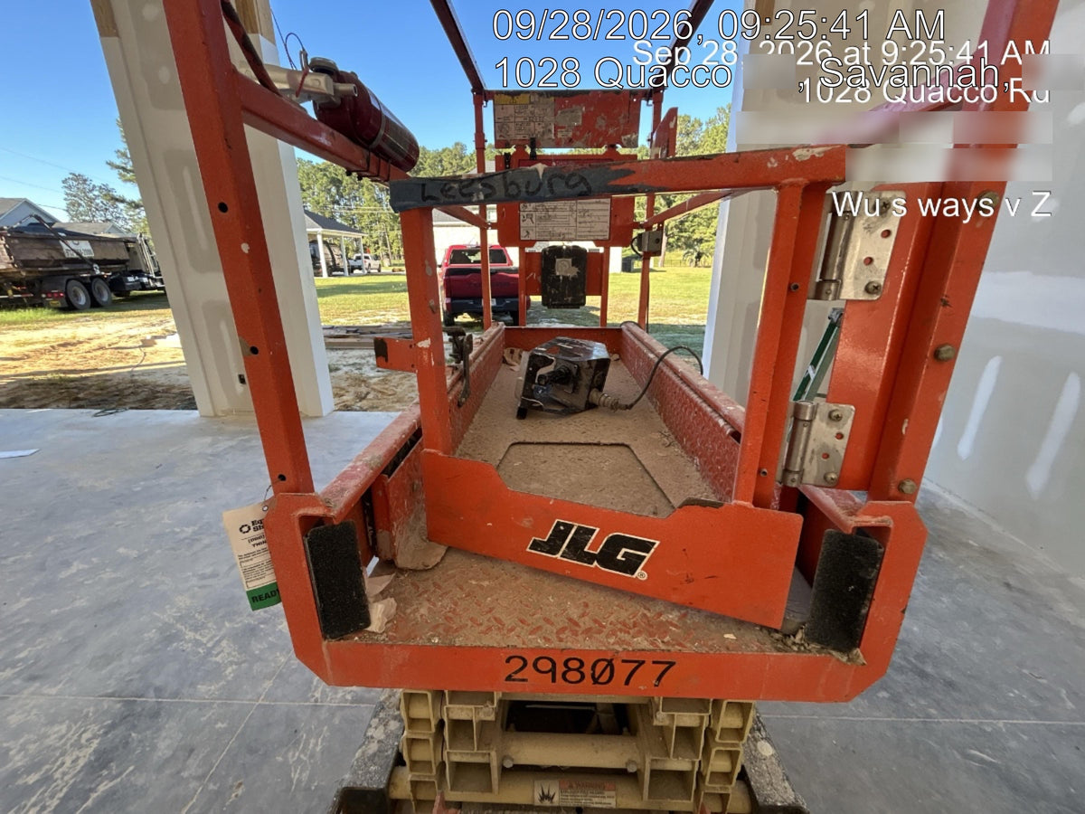 2023 JLG ES1932