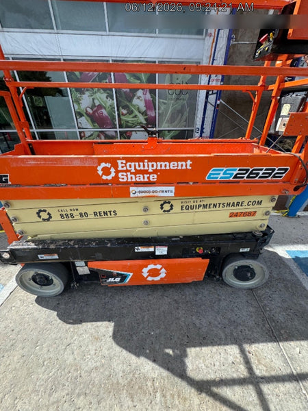 2022 JLG ES2632