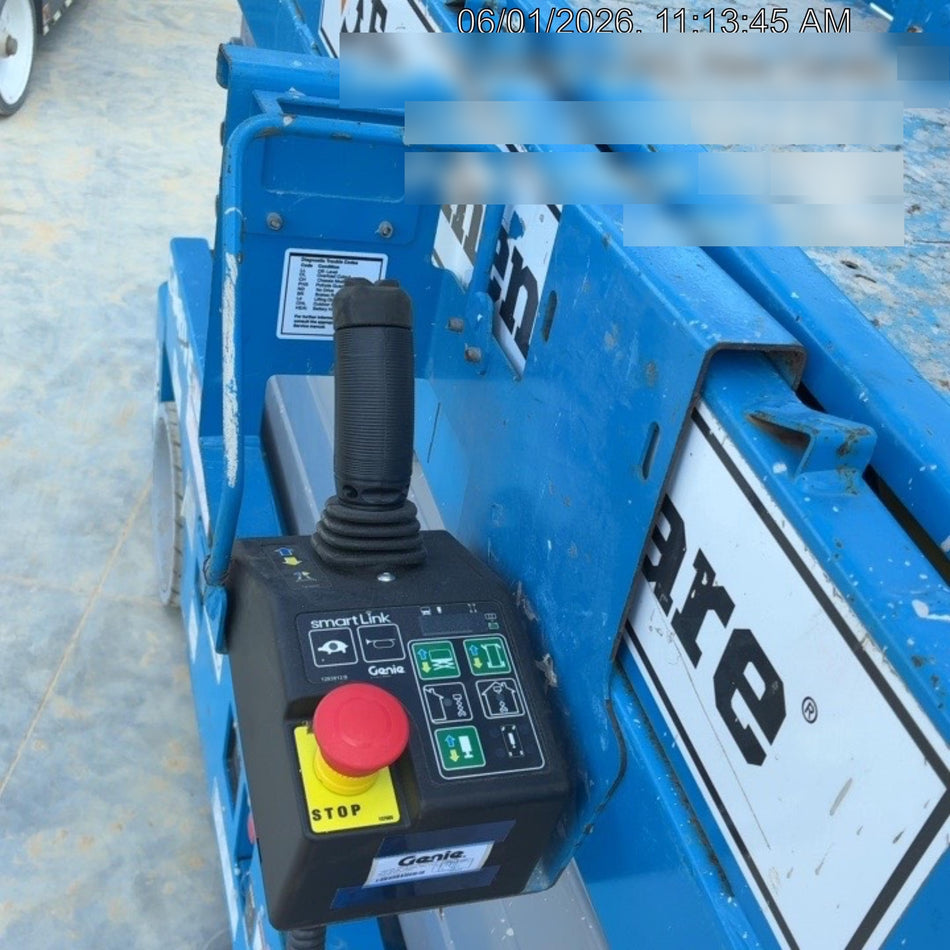 2023 GENIE GS-3232