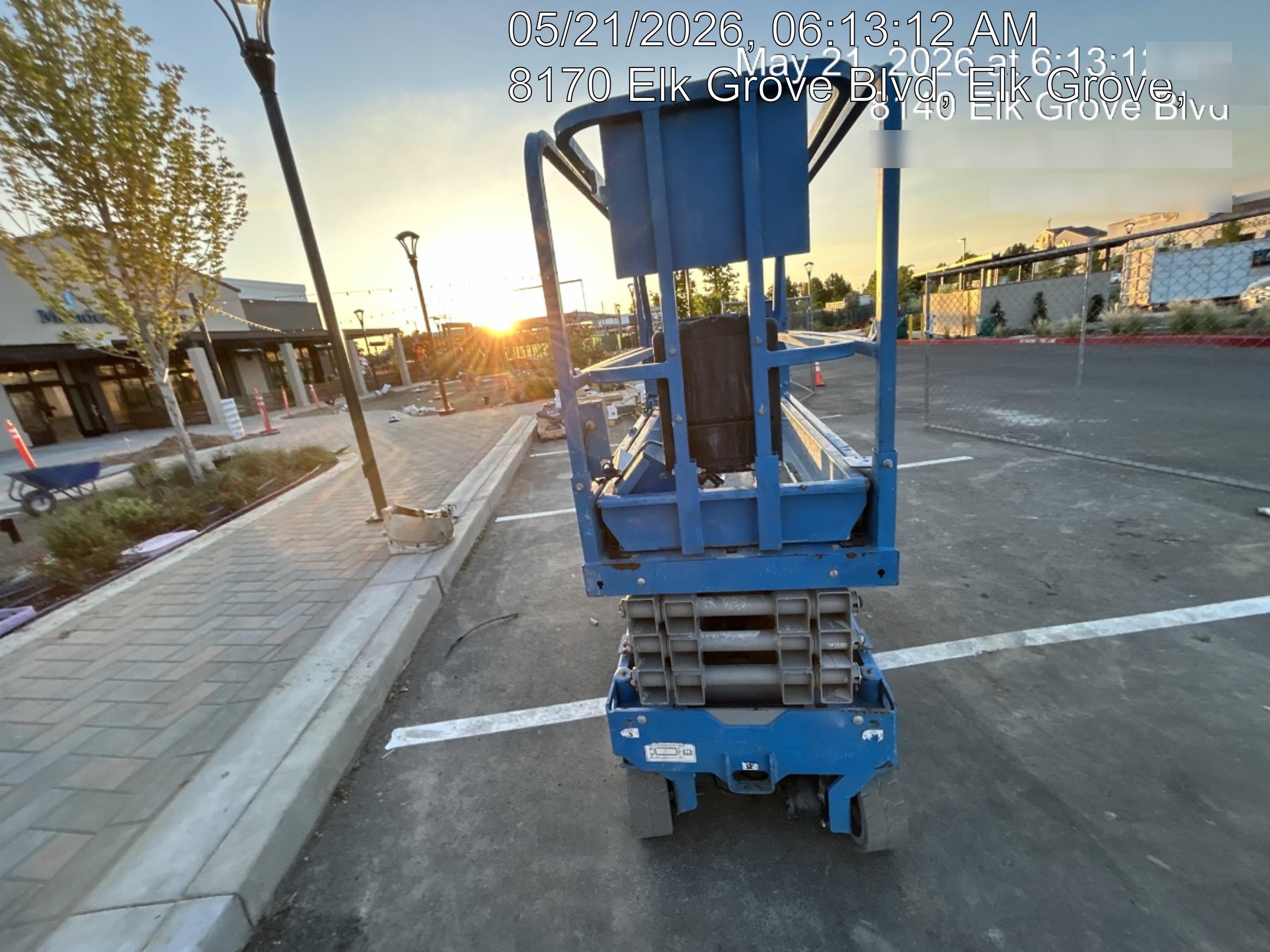 2019 Genie GS-1930 Half Height Swing Gate, 800W Inverter