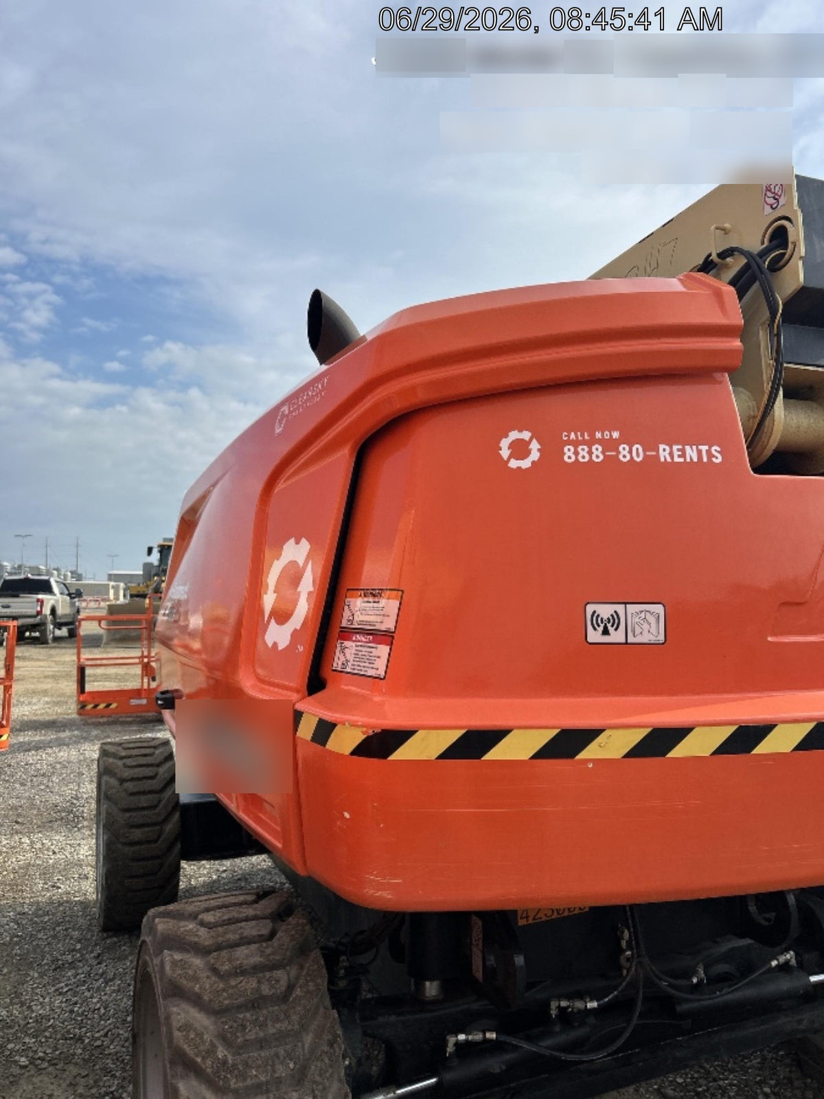 2024 JLG 660SJ