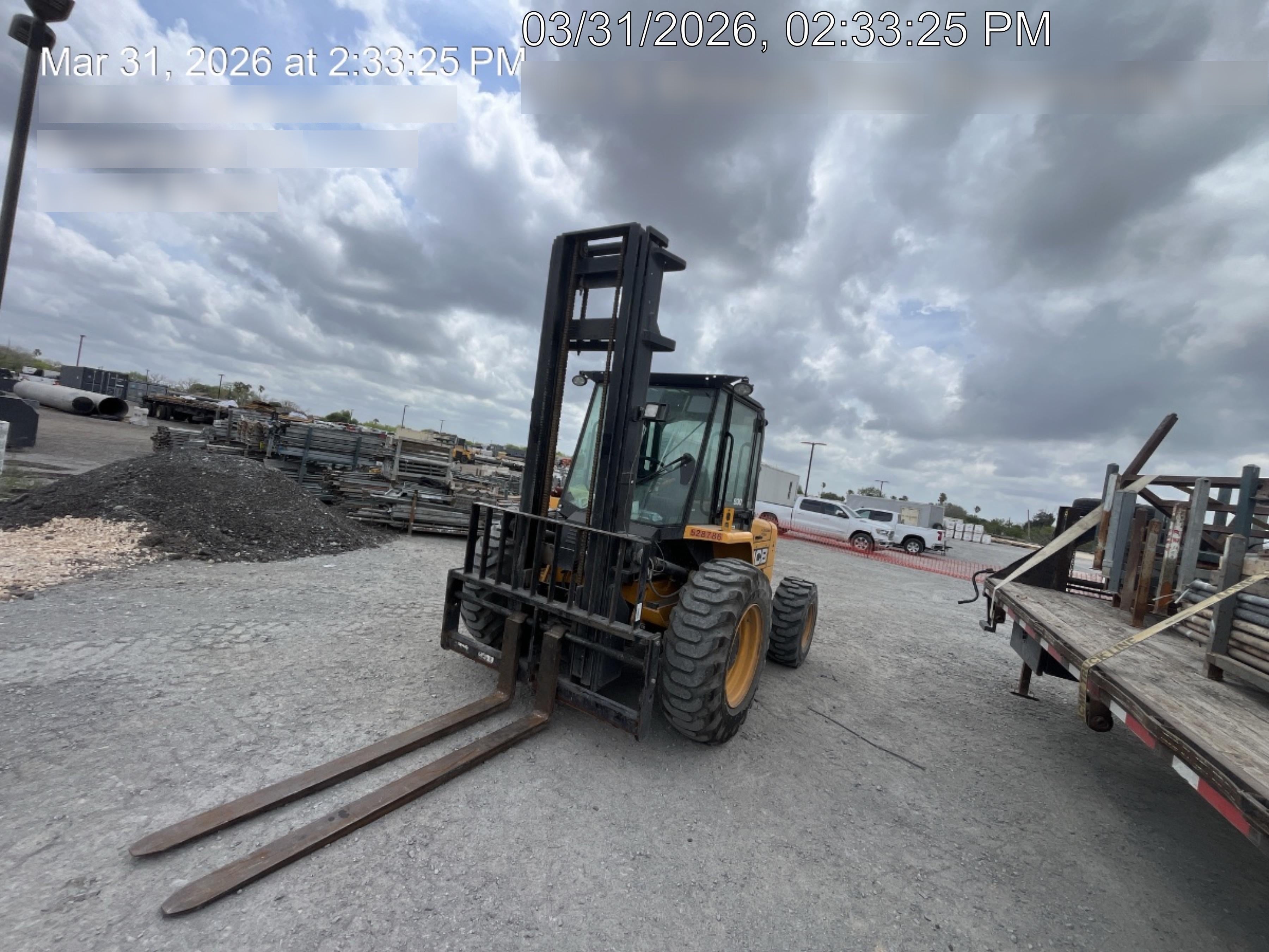 2025 JCB 930-4