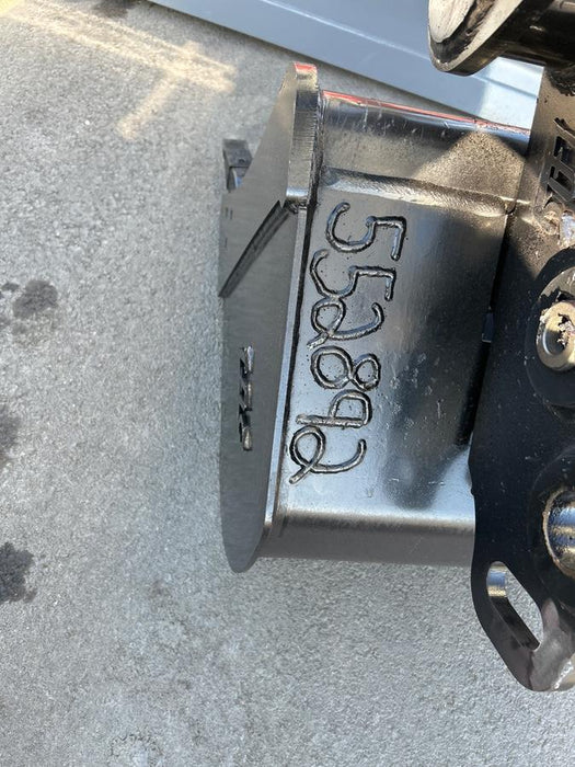 2025 TAKEUCHI 24" Bucket Takeuchi