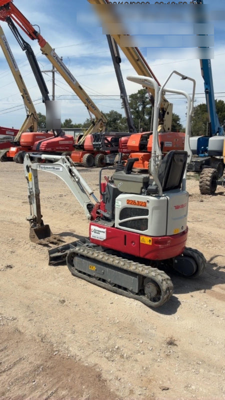2022 TAKEUCHI TB210R