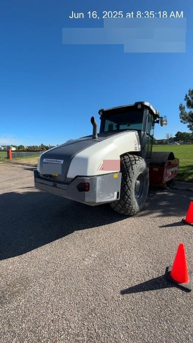 2023 DYNAPAC CA2500D