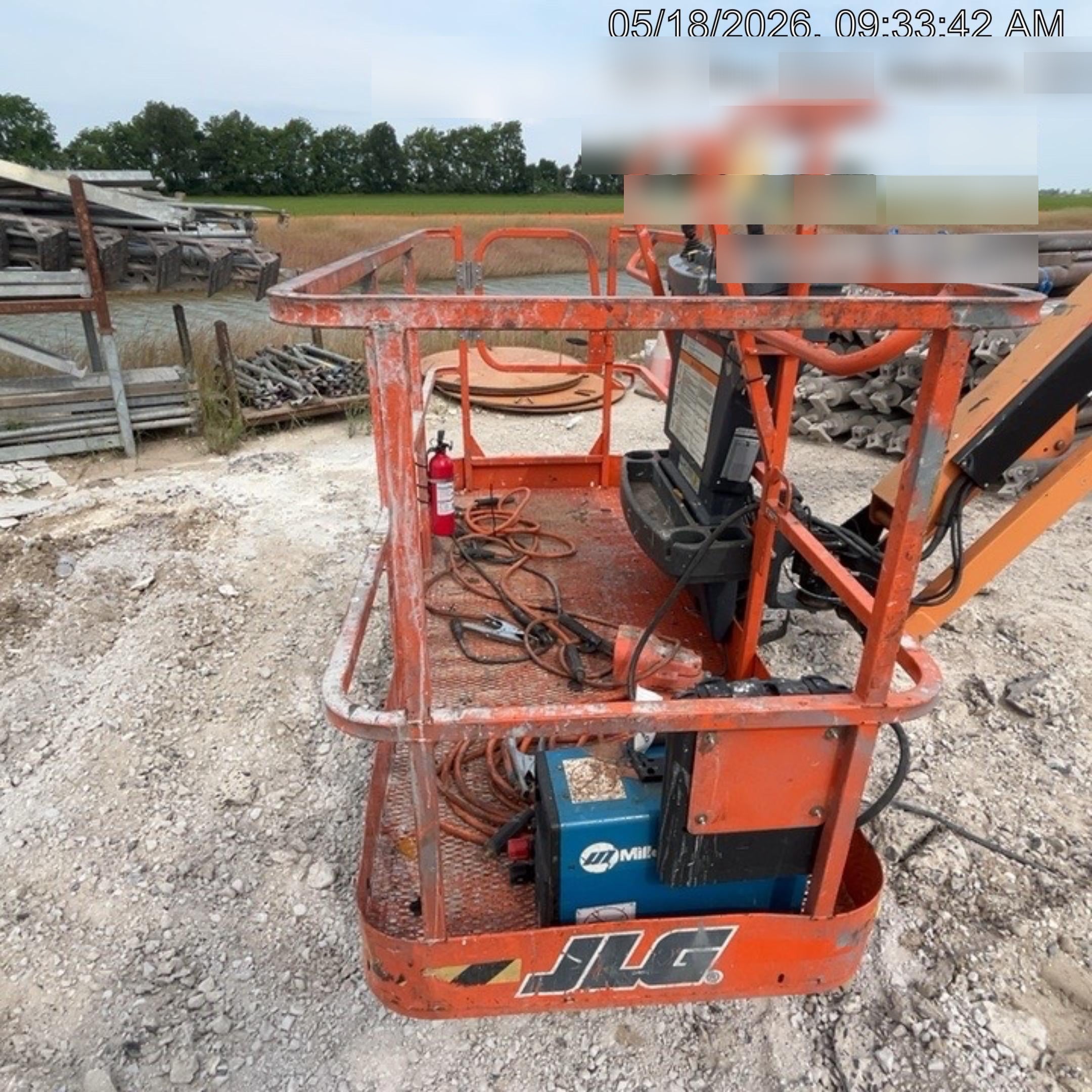 2023 JLG 460SJ