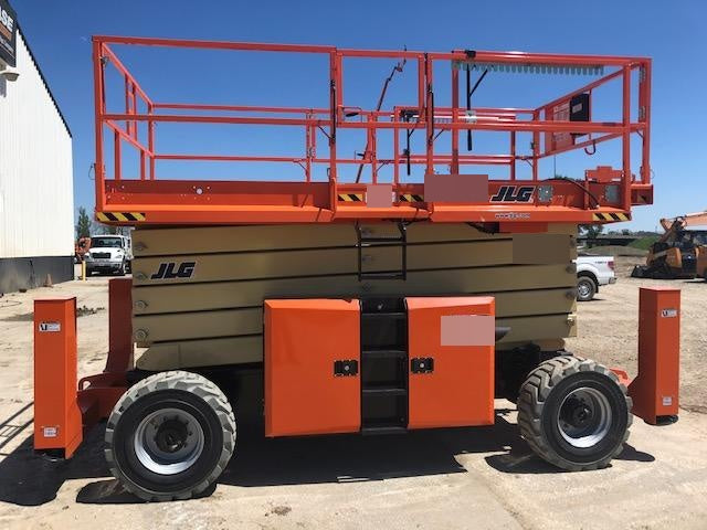 2020 JLG 530LRT