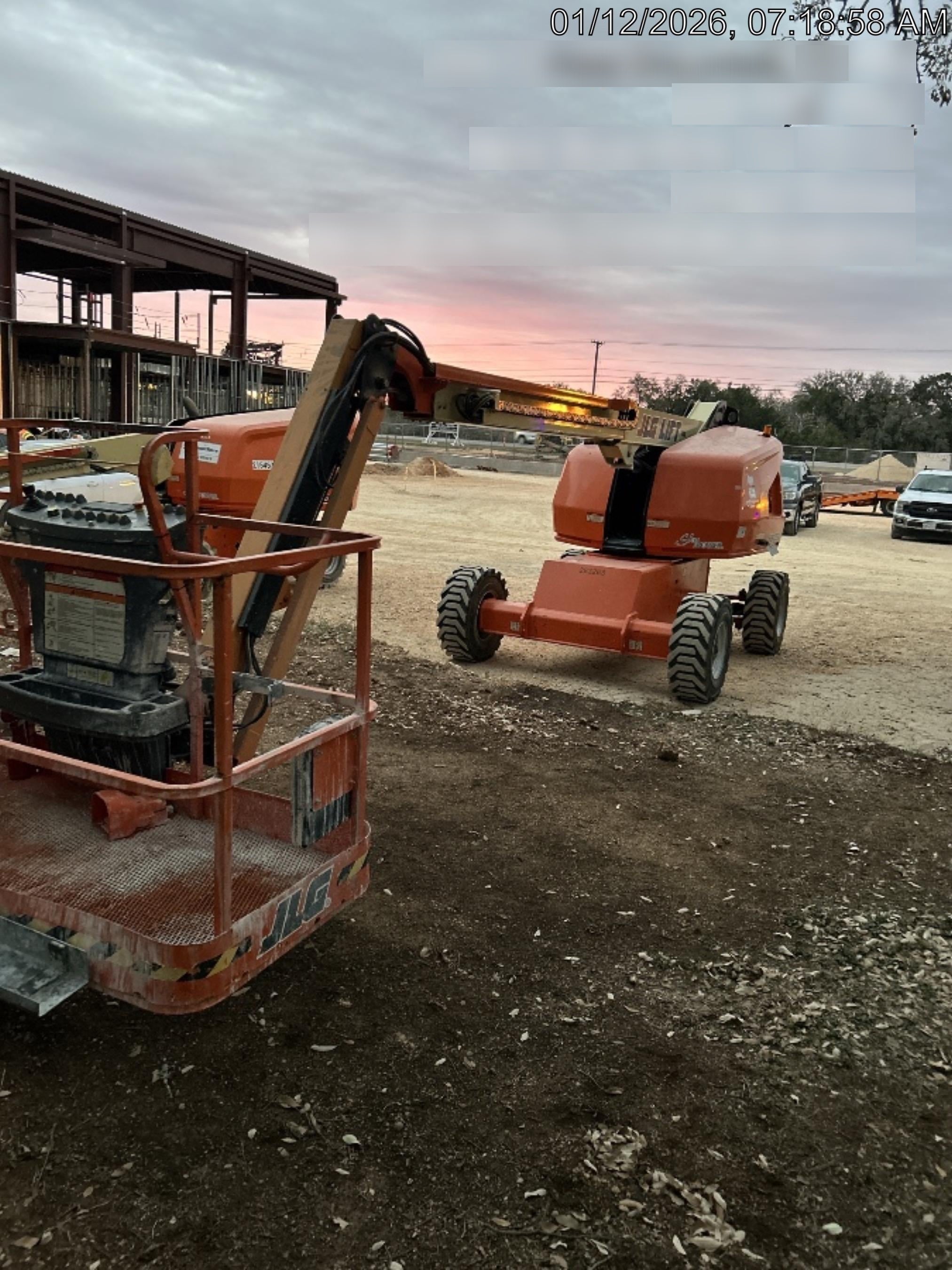 2022 JLG 460SJ