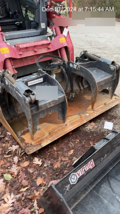 2020 PALADIN 72" Scrap Grapple Bucket - Paladin