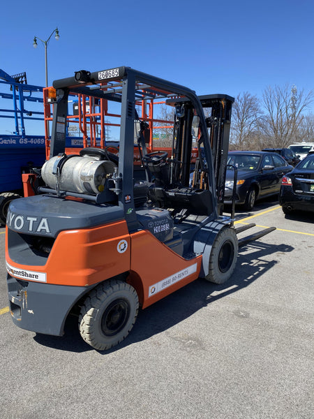 2022 TOYOTA 50-8FGU25