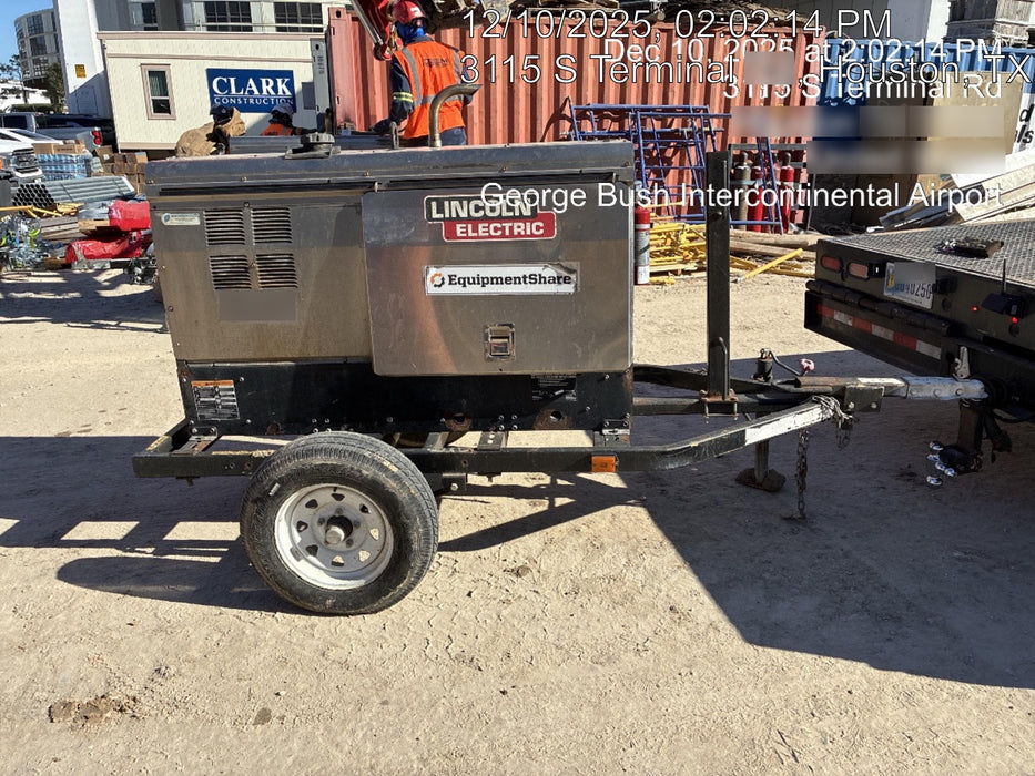 2019 Lincoln Electric Vantage 322 Welder Ready-Pak 3, Two wheel trailer, Fender and Light kit, Cable Rack