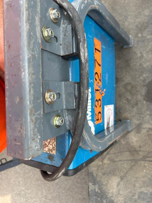 2025 MILLER ELECTRIC CST-282