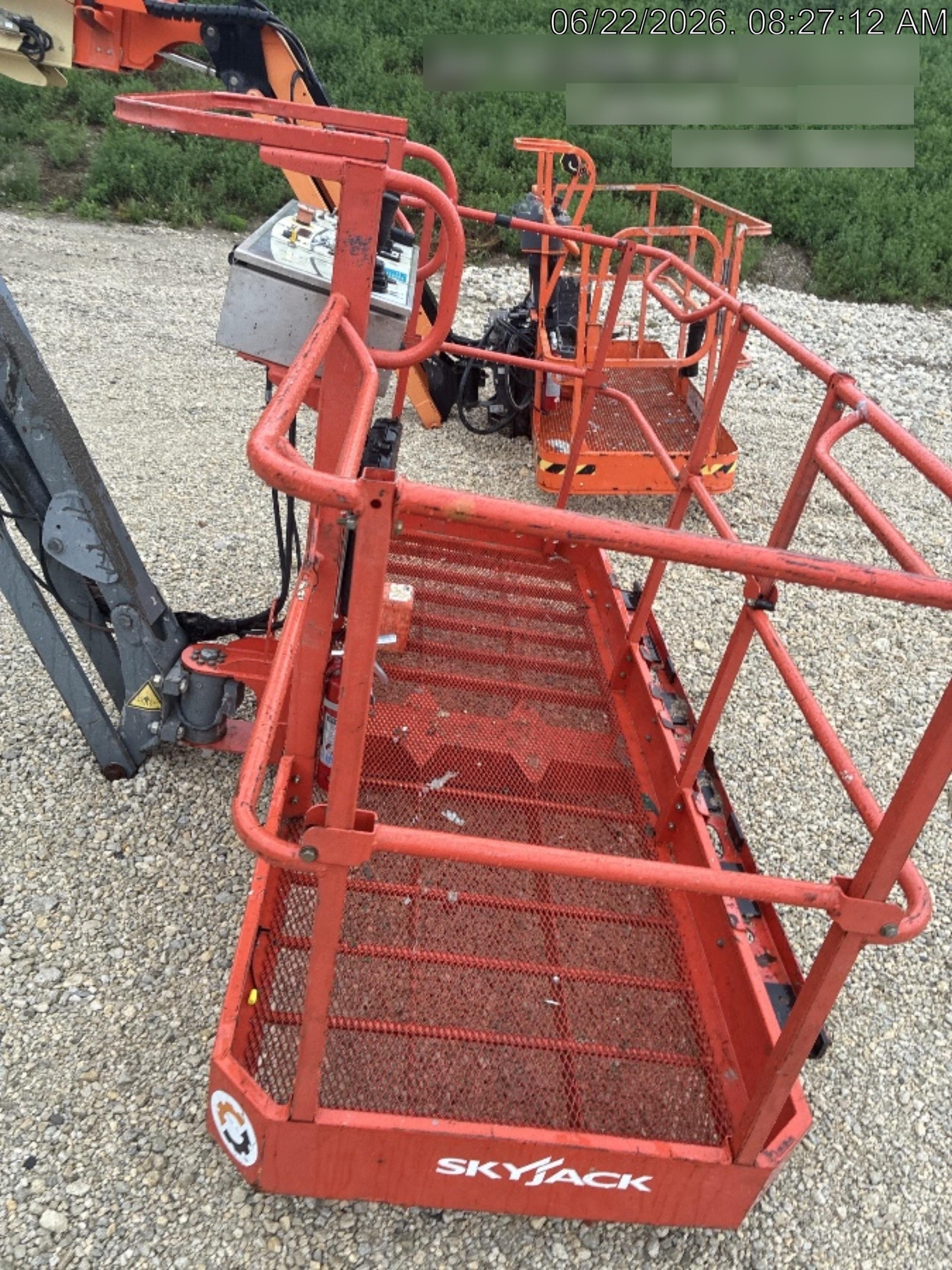 2016 SKYJACK SJ66T