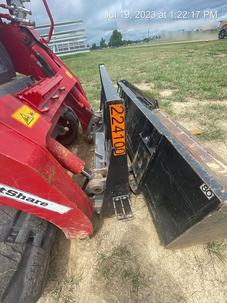 2022 ARROW MATERIAL HANDLING 48" Pallet Forks - Arrow