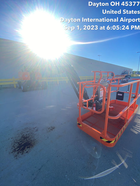2023 JLG 860SJ