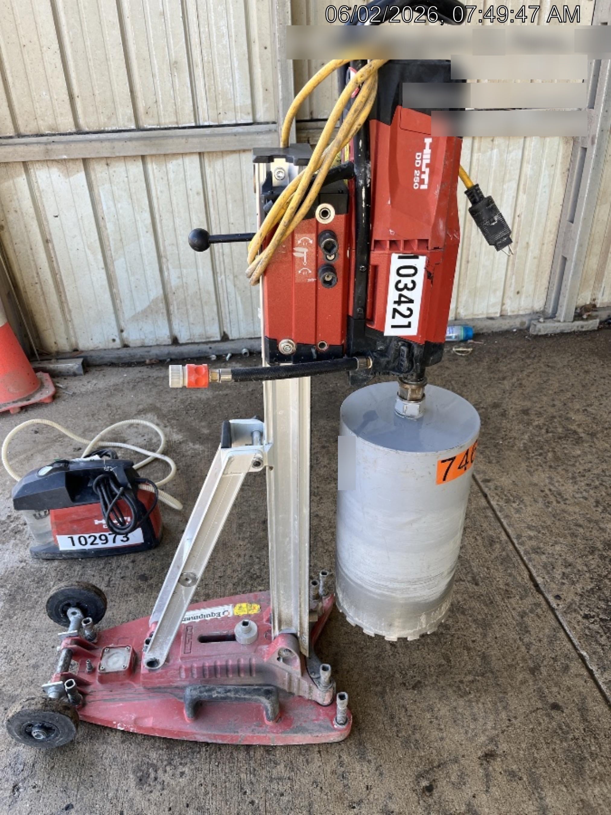 2020 HILTI DD250E
