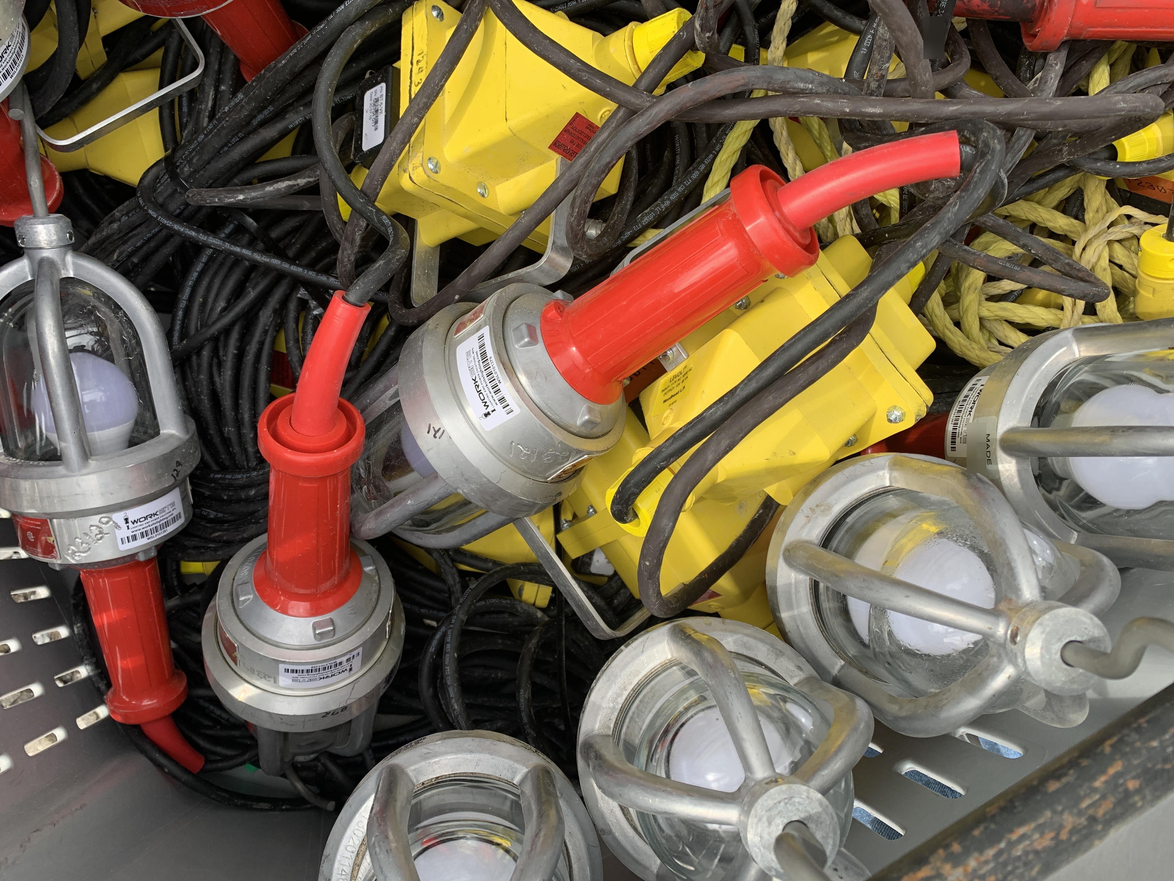 2021 WORKSITE LIGHTING DWXPLEDIL50-12V