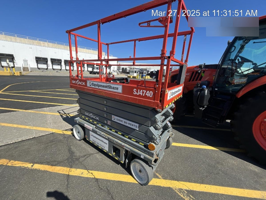 2022 SKYJACK SJ4740