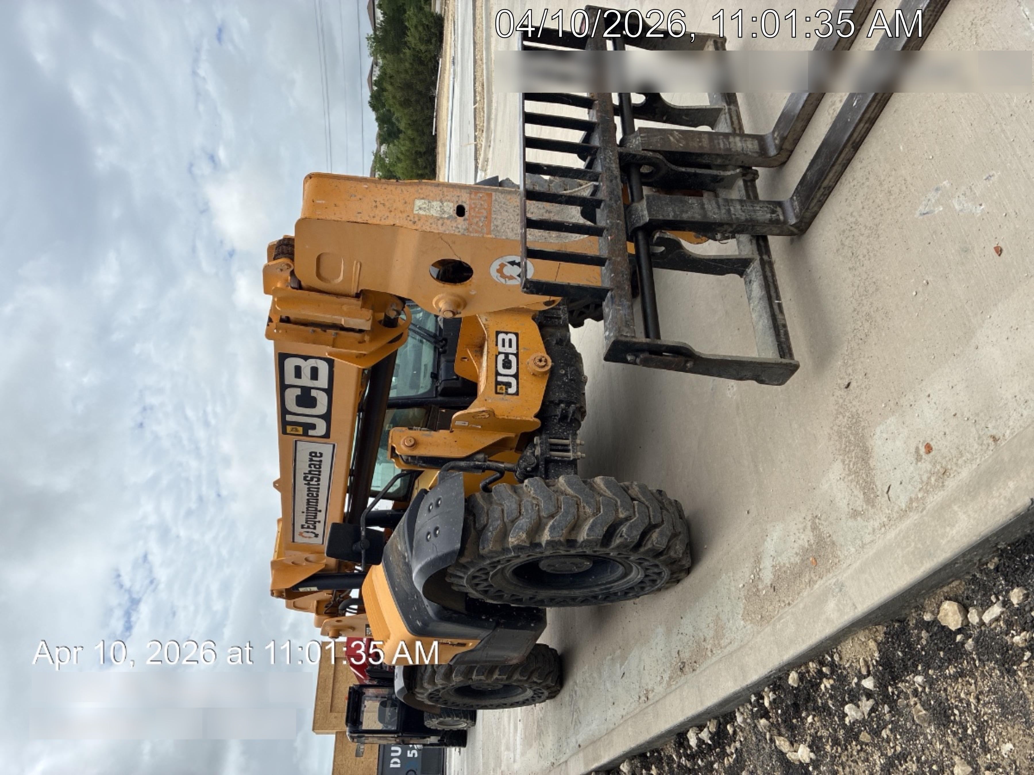 2018 JCB 509-42 JCB 509-42 Enclosed Cab, 74 HP, Solid Tires, Worklights, Beacon, Aux Hydraulics, Lifting Eye