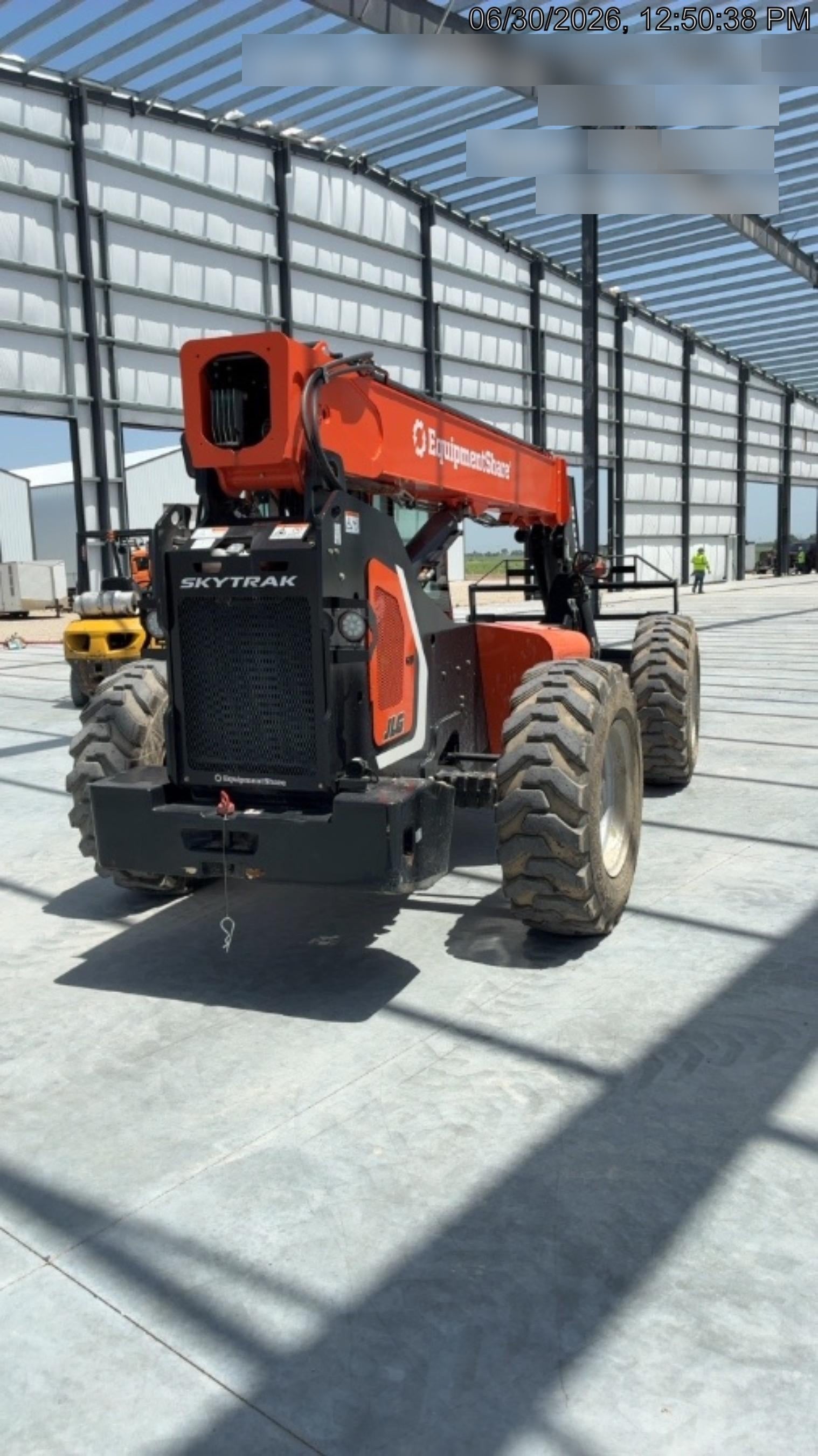 2025 SKYTRAK 8042