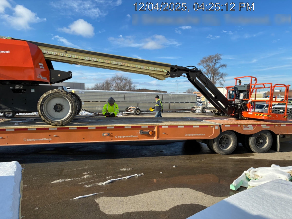 2025 JLG 660SJ