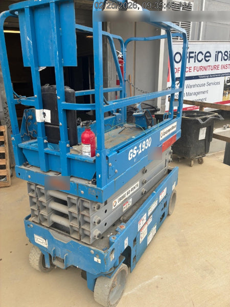 2020 Genie GS-1930 Fixed rails with chain entry gate - Pre A92.20