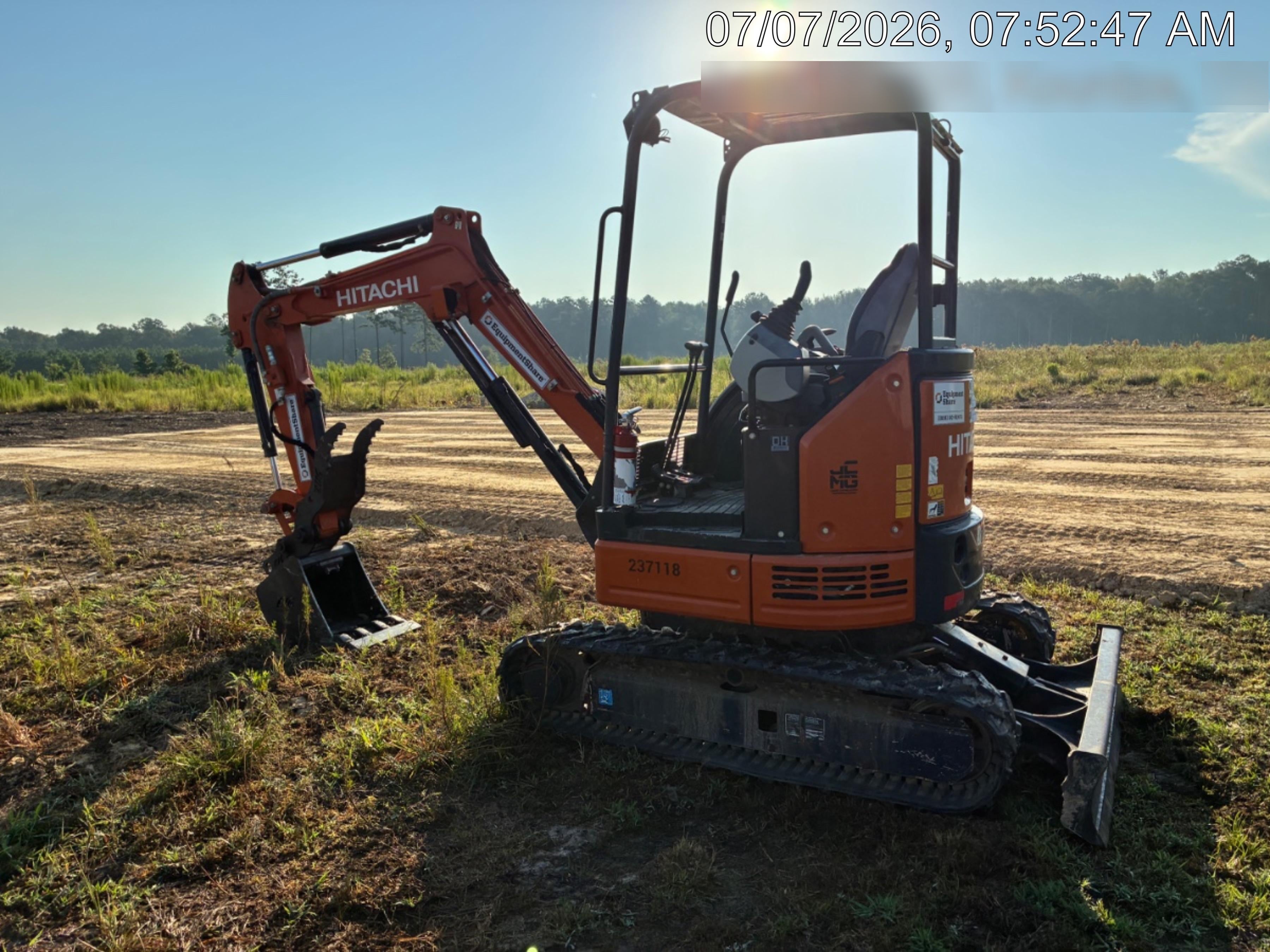 2022 HITACHI ZX26U-5N