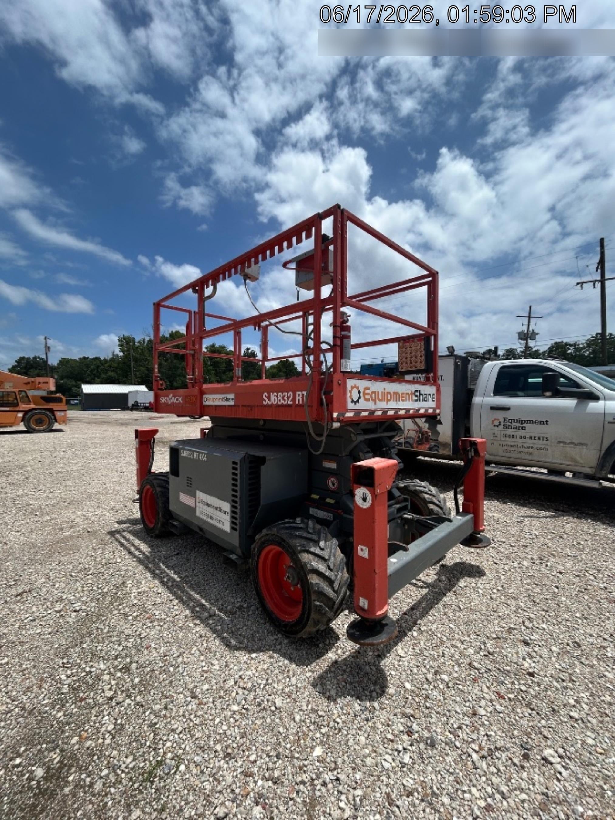 2019 SKYJACK SJ6832 RT