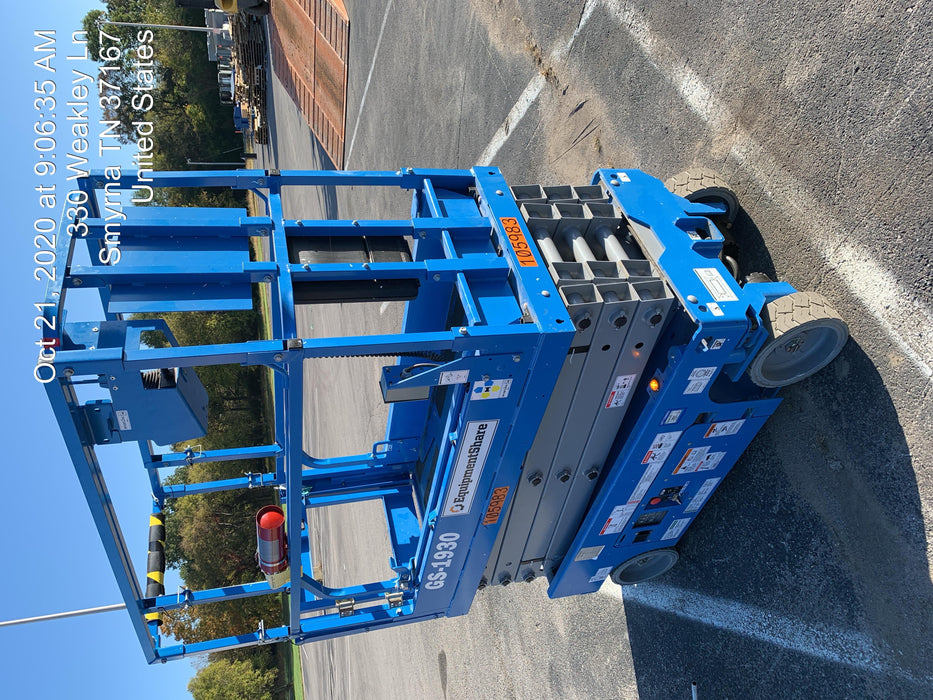 2020 Genie GS-1930 Solid Non Marking Tires, Beacon, Folding rails with half height swing gate