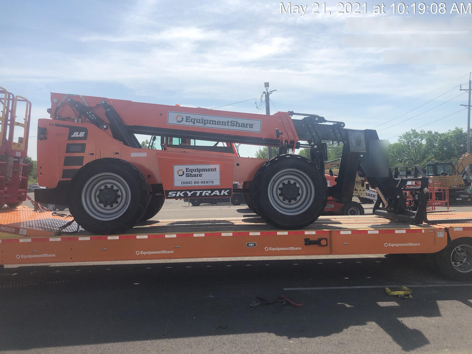 2021 JLG 12054