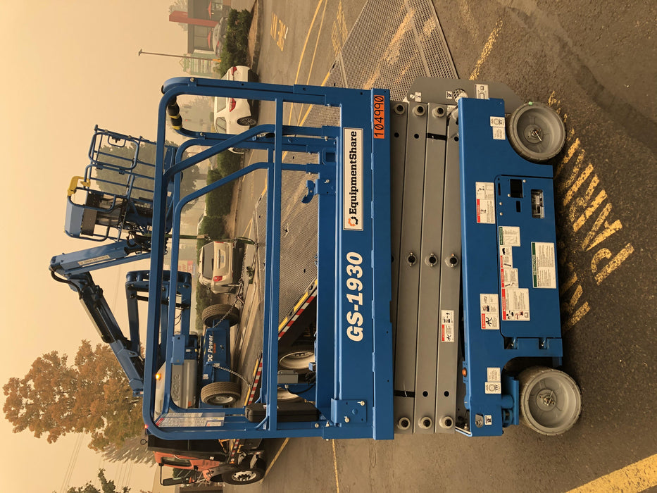 2020 Genie GS-1930 Fixed rails with chain entry gate - Pre A92.20, 800W Inverter