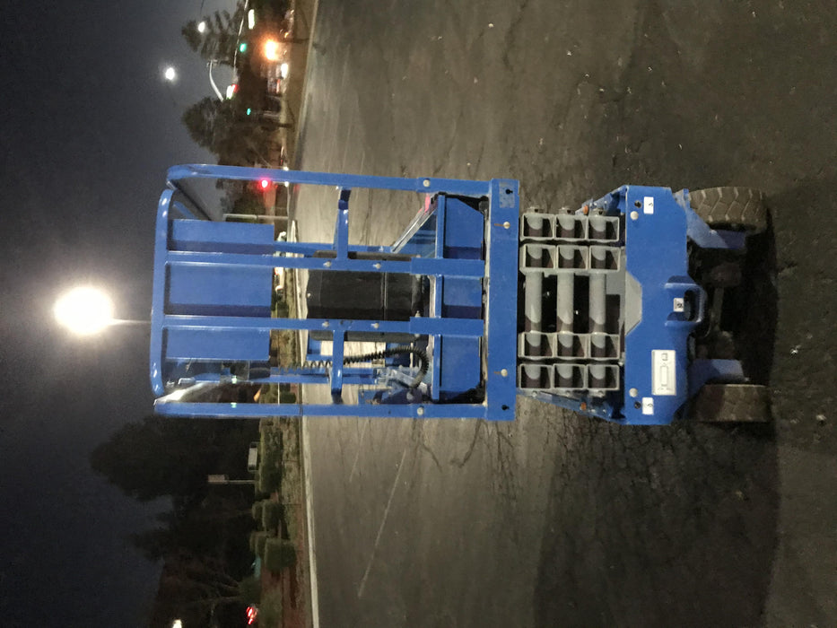 2019 Genie GS-1930 Half Height Swing Gate, 800W Inverter