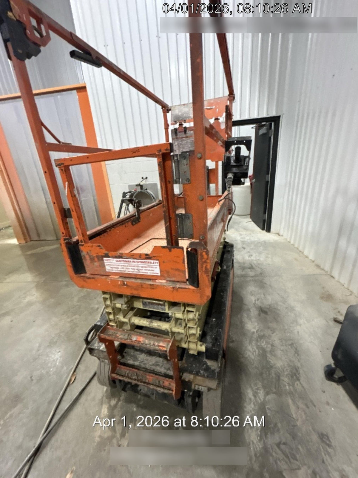 2022 JLG ES1932
