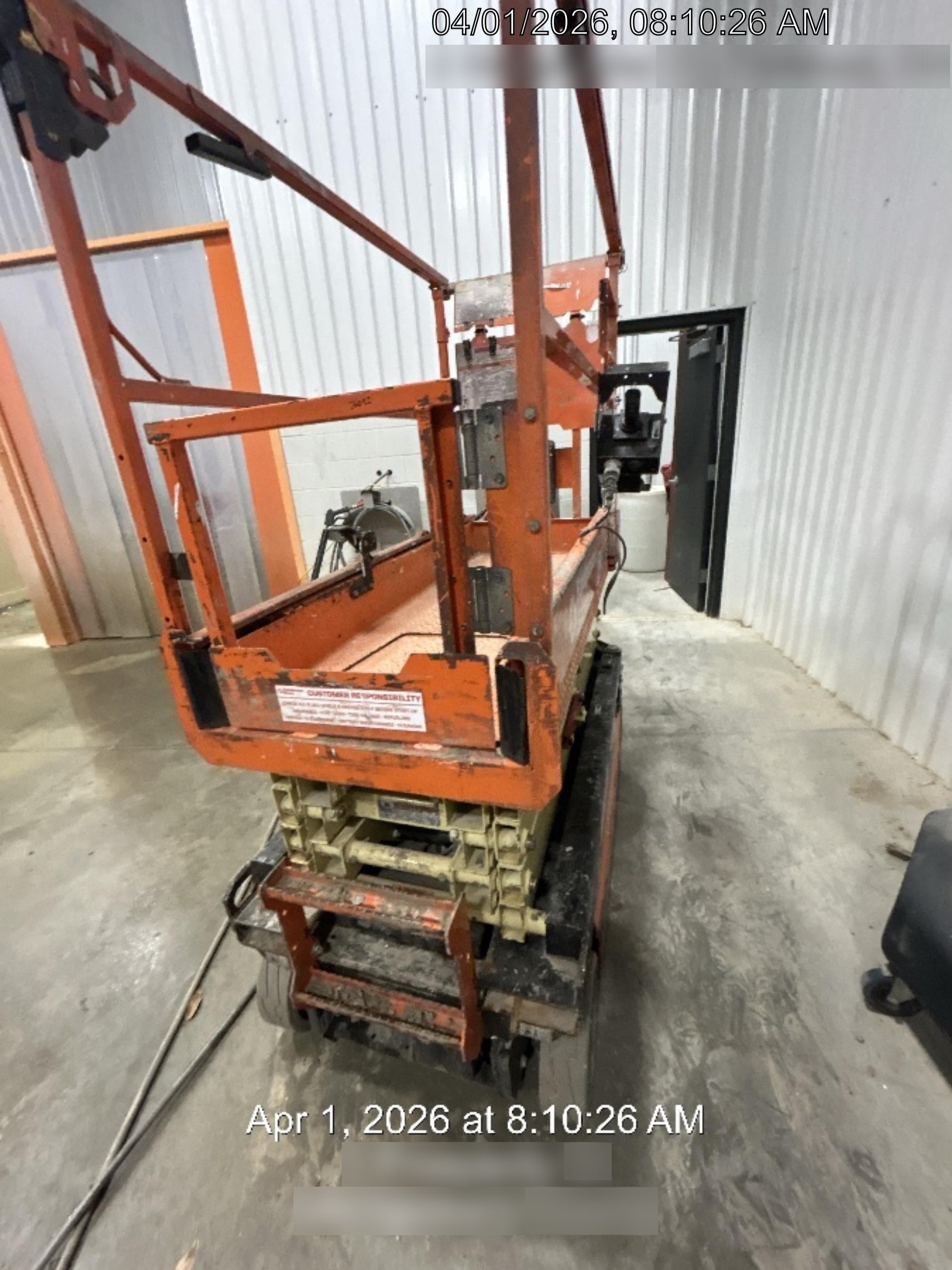 2022 JLG ES1932