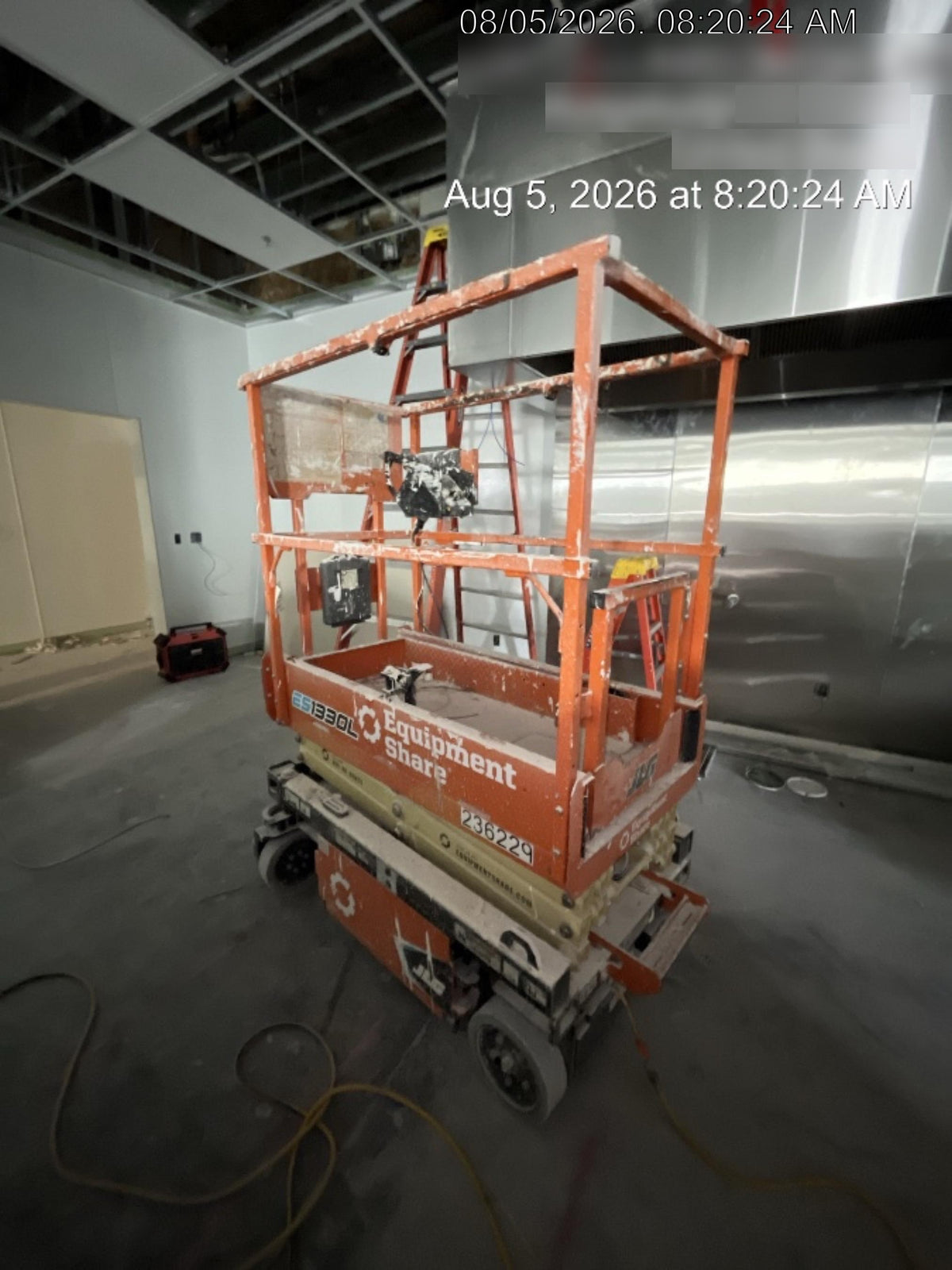 2022 JLG ES1330L