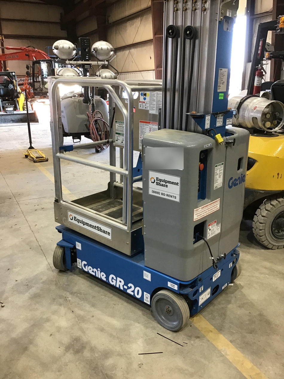 2019 GENIE GR-20