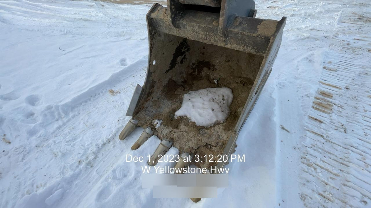 2019 DOOSAN 42" Excavator Bucket