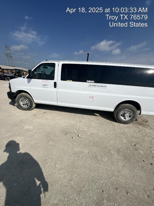 2023 CHEVROLET Express Van - Rental