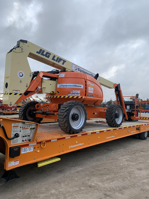 2021 JLG 600AJ
